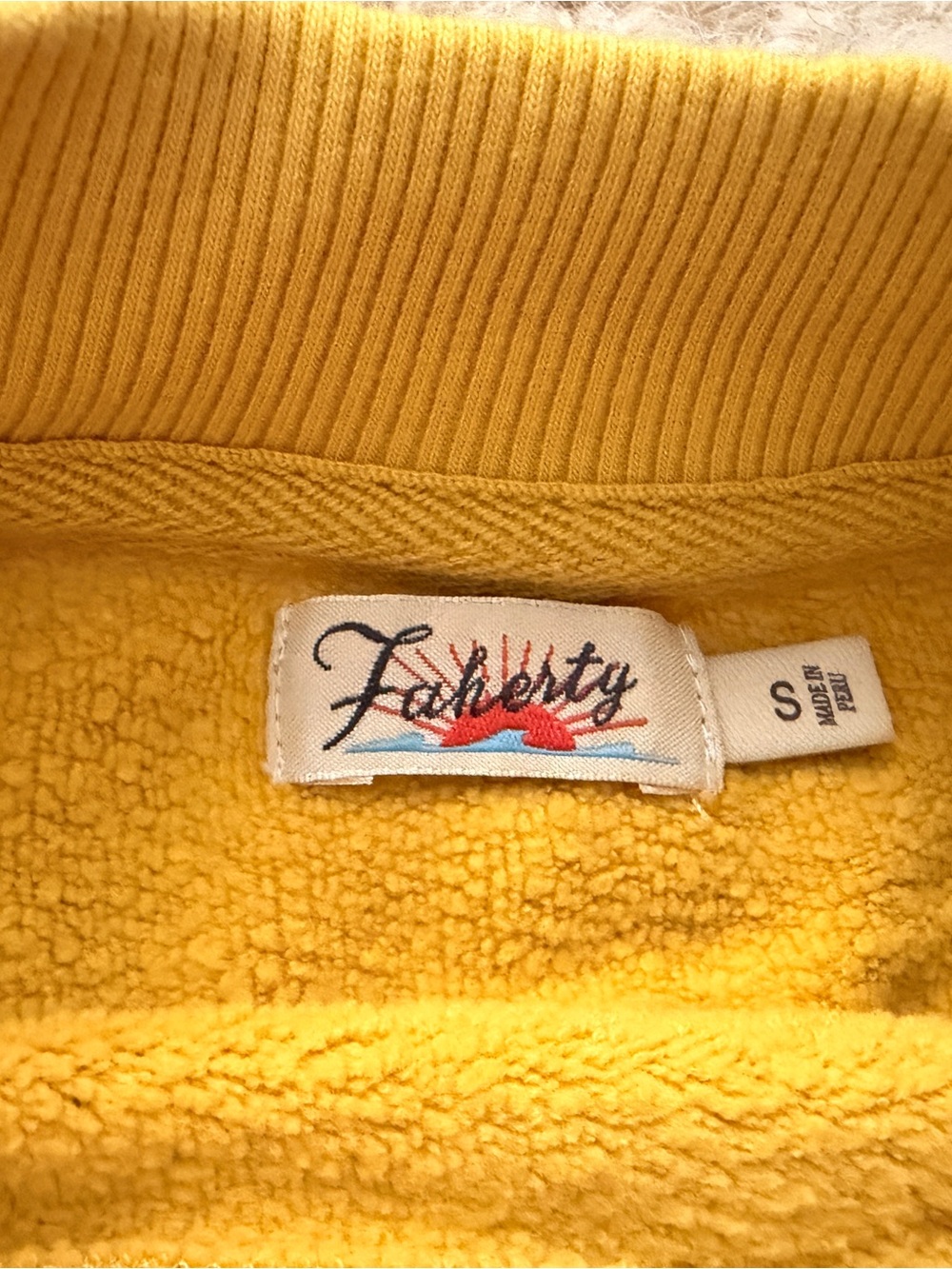 Fahrety Yellow Graphic Sweatshirt size small 100% cotton - Picture 4 of 5